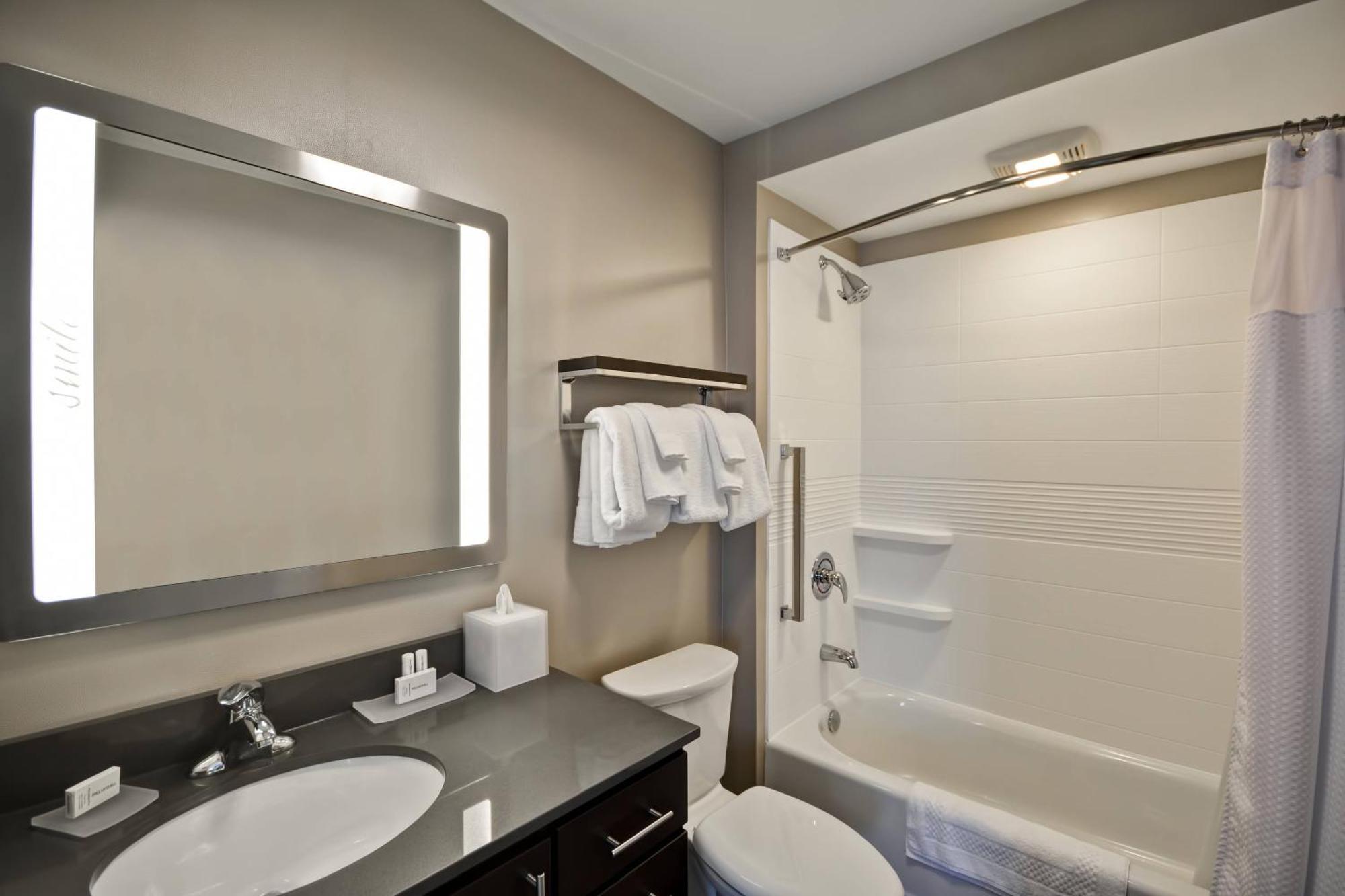 Towneplace Suites By Marriott Cranbury South Brunswick Exterior photo
